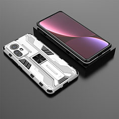 Funda Bumper Silicona y Plastico Mate Carcasa con Magnetico Soporte A01 para Xiaomi Mi 12 5G Blanco