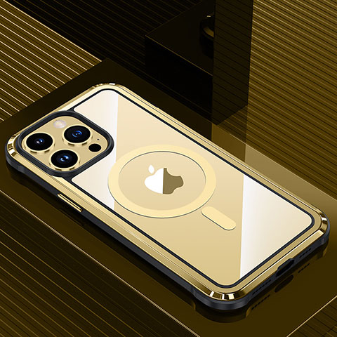 Funda Lujo Marco de Aluminio y Silicona Carcasa Bumper con Mag-Safe Magnetic QC1 para Apple iPhone 13 Pro Oro