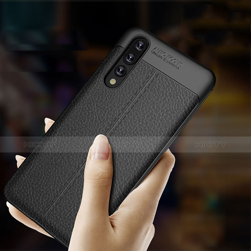 Funda Silicona Goma de Cuero Q01 para Huawei P20 Pro Negro